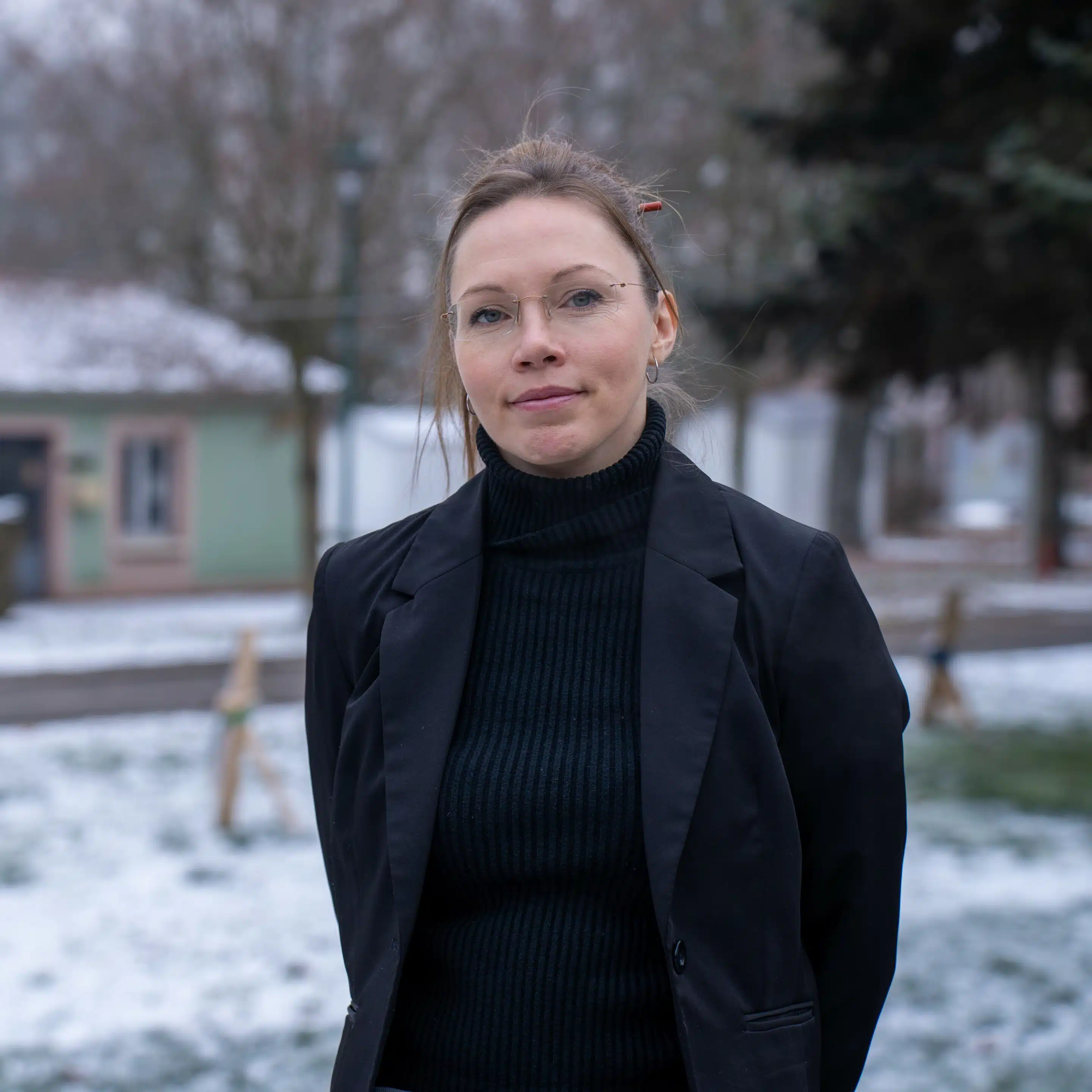 portrait-aurelie-clarenn-directrice-hesiode-1-scaled Qui sommes-nous ?  